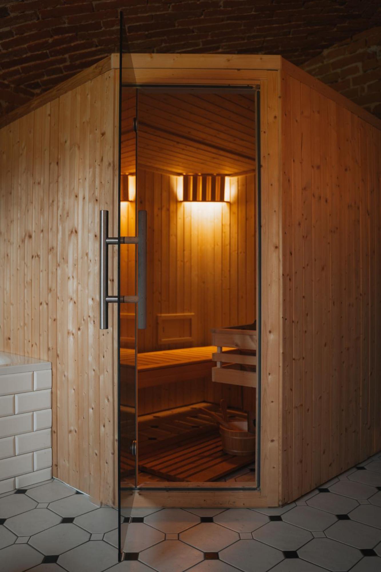 Folwark Wielka Wies - Palac Pod Debem Glowczyce Exteriér fotografie
